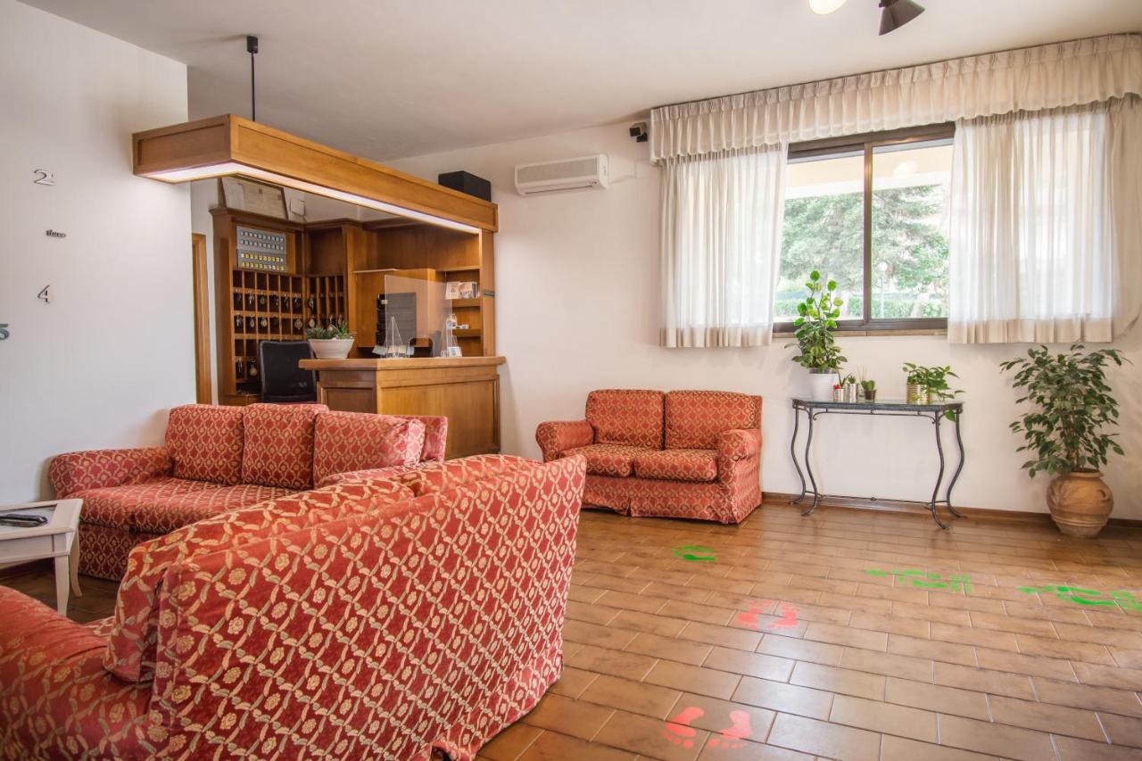 Hotel Cantalodole Маджоне Екстериор снимка