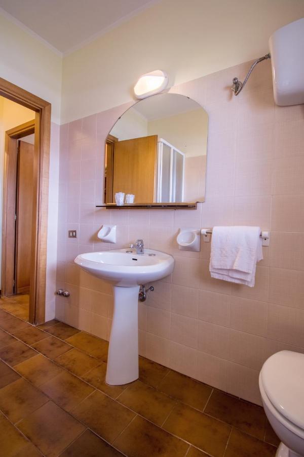 Hotel Cantalodole Маджоне Екстериор снимка